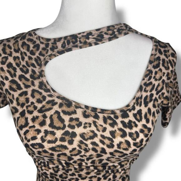 Vibe Sportswear Cheetah Leopard Print Cutout Baby Tee - Picture 4 of 6
